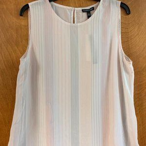 Eileen Fisher Round Neck Silk Tank Top - Medium